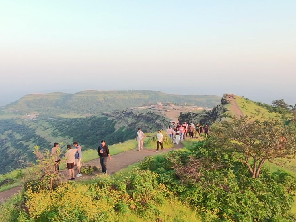 Sanskar Technolab Saputara trek 2026 team moment 3