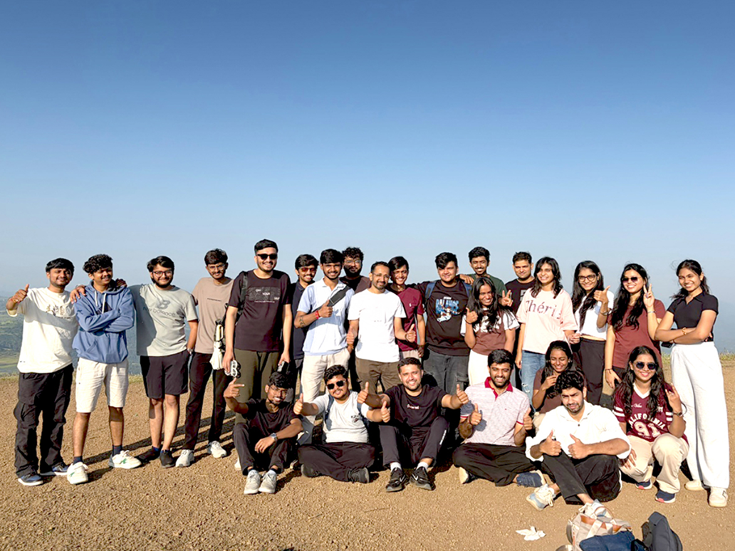 Sanskar Technolab Saputara trek 2026 team moment 8